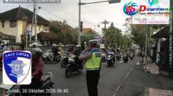 Pastikan Kelancaran Arus Lalu Lintas, Personil Sat Lantas Lakukan Gatur Lalin di Pos 2 KTL Simpang 3 Kodim 