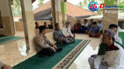 Gelar Jum’at Keliling di Masjid Zainab Hakimudin, Kapolsek Bebandem Ajak Warga Jaga Toleransi dan Waspada Judi Online