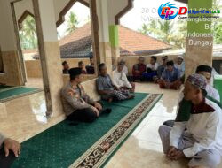 Gelar Jum’at Keliling di Masjid Zainab Hakimudin, Kapolsek Bebandem Ajak Warga Jaga Toleransi dan Waspada Judi Online