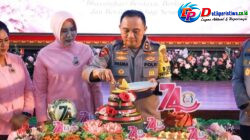 Hadiri Syukuran HKGB ke-74, Kapolda Bali Apresiasi Dedikasi dan Loyalitas Bhayangkari selama Mendampingi Suami Sebagai Anggota Polri