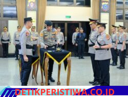 Dilantik Kapolri, Irjen Pol.M.Awal Chairuddin Resmi Pegang Tongkat Komando Polda Sulsel Gantikan Irjen Pol Djuhandhani