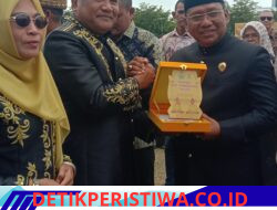 Kakankemenag Bireuen Terima Penghargaan Mitra Pembangunan Keagamaan dan Karakter Daerah