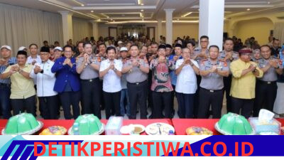 Temui Ratusan Warga Tamalanrea, Kapolda Sulsel Dorong Kolaborasi Jaga Kamtibmas