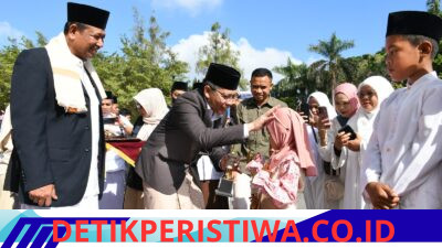 Wabup Edwin Pimpin Upacara Hari Santri di Lombok Timur, Pesantren Diharapkan Adaptif Hadapi Perubahan Zaman