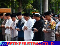 Kekeringan Kian Terasa, Pemkab Lombok Timur Gelar Salat Istisqa